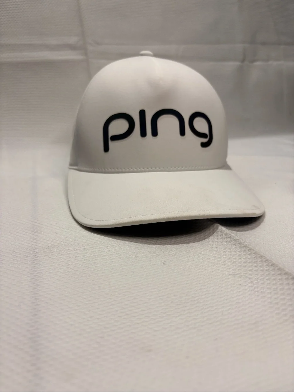 Ping sleek white